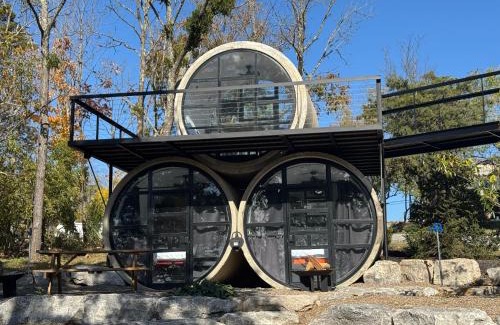 Lancaster Hotel | Lockridge Park