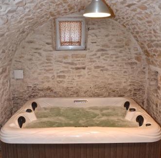 Lirac Bed & Breakfast | LOCUS AMOENUS