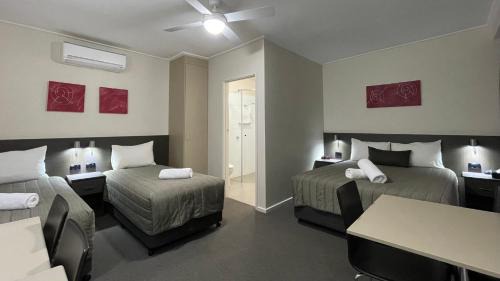 Kerang Hotel | Loddon River Motel Kerang