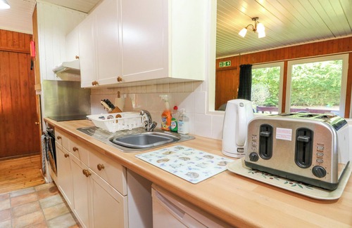 Isle of Arran Cottage | LODGE 1 "ASH", pet friendly, with a garden in Lamlash, Isle Of Arran
