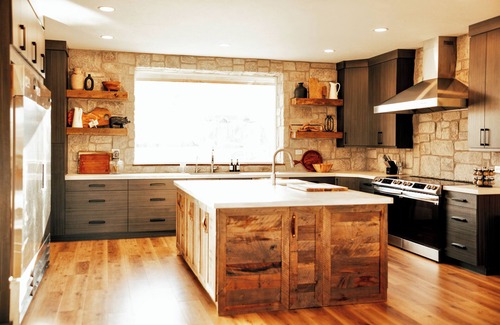 Lyman Cabin | Lodge - 3Suites & 7Cabins Sleeps 50+ Family Reunions,Corporate Retreats,Weddings