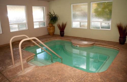 Lower Kingsbury Resort | Lodge at Kingsbury Crossing