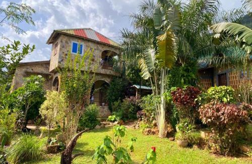 Togo House | Lodge au paradis fleuri