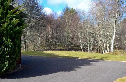 Dinnet House | Lodge B- Uk33087