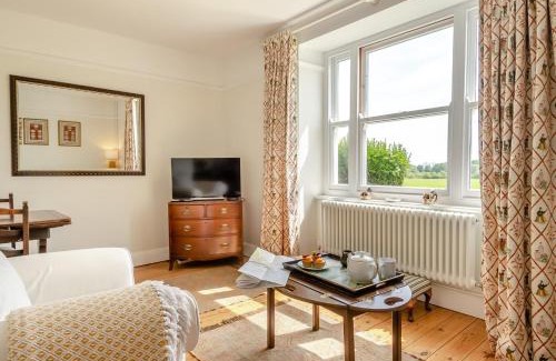 Orford House | Lodge Farm Cottage