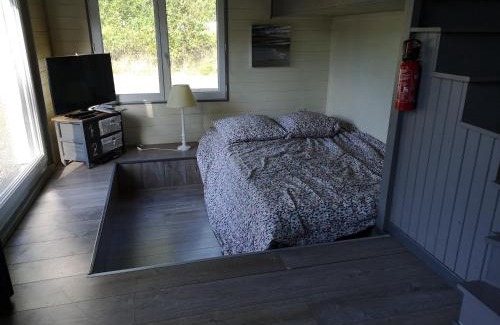 Ville-sur-Ancre Cabin | Lodge