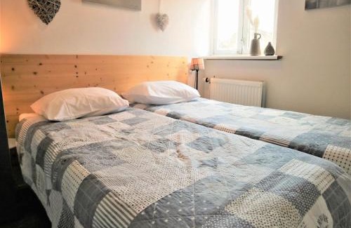 Zuideinde Apartment | Lodge in Giethoorn with breakfast