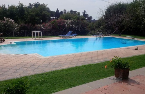 Zona XXVI Castel di Decima Villa | Lodge in the context of a natural park, surrounded by greenery, an oasis of peace