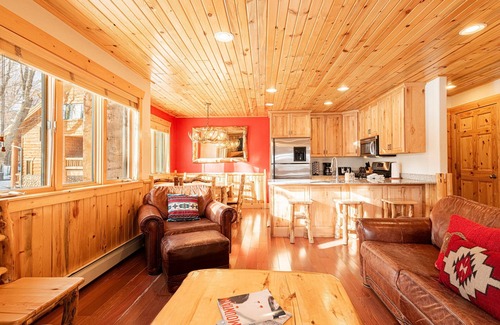 Park City Condo | Lodge Minutes to Ski Lifts - Free Bus - Park City Winterwolf Canyons