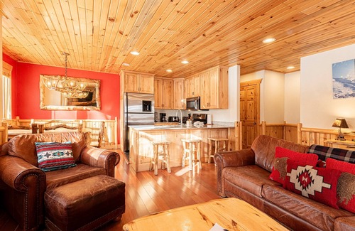 Park City Condo | Lodge Minutes to Ski Lifts - Free Bus - Park City Winterwolf Canyons