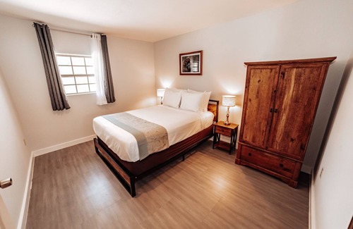 Spring City Hotel | Lodge One Bedroom Apartment A