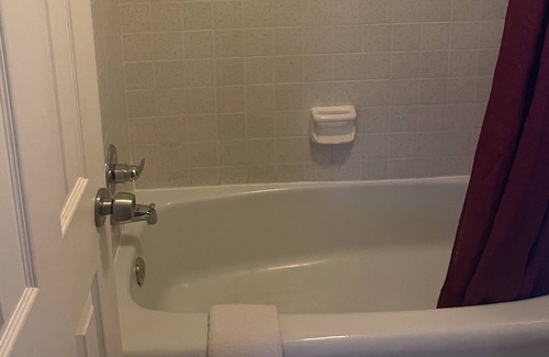 New Baltimore Hotel | LodgeKeeper