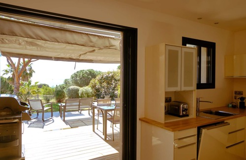 La Nartelle Cottage | LODGES PANORAMIC SEA VIEW AT 400 M FROM THE BEACH HEATED HEATED SWIMMING POOL