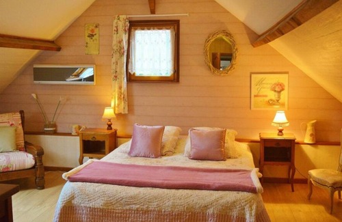Courcelles-au-Bois Cottage | Lodging in the center of the Albert Amiens Arras axis remembrance circuit.