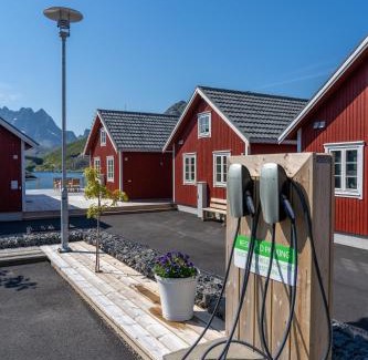 Flakstad Ski Chalet | Lofoten Cabins - Kåkern