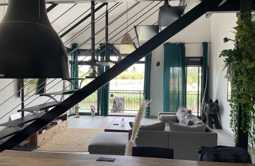 Saint-Gilles House | Loft at the foot of the canal