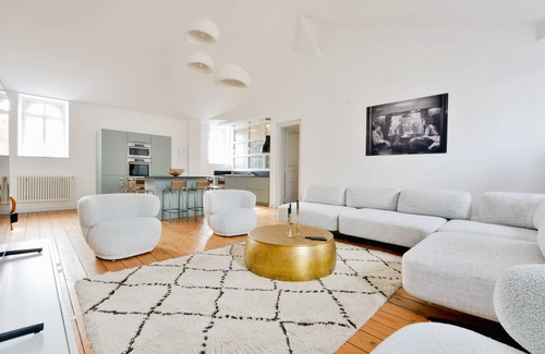 Centre Ville Apartment | Loft - Côté Cathédrale Au Pieds de la Cathédrale Notre Dame D'amiens