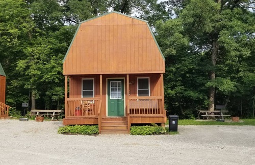 Moscow Cabin | Loft cabin #2 near beautiful Cedar River
