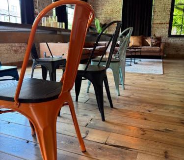Machelen Apartment | Loft Cosy avec billard et à 10 minutes de l'aéroport de Zaventem
