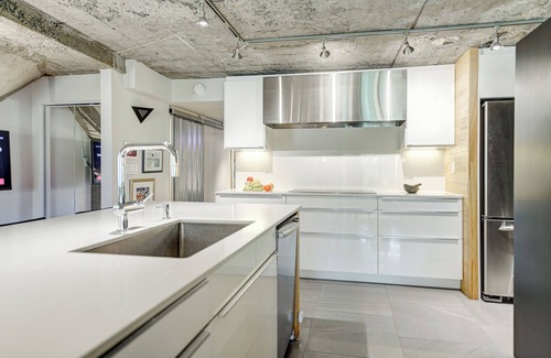 Sainte-Marie Condo | Loft de Luxe Pour Moyen Terme