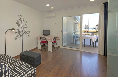 Castelldefels Apartment | Loft for rent at Passeig Marítim, 68, Castelldefels