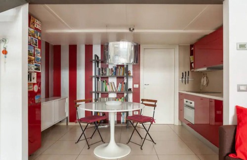 Porta Garibaldi Apartment | Loft+Garden in Isola