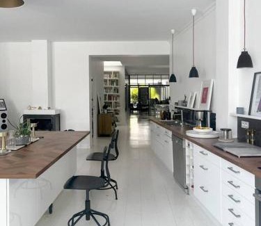 Montreuil Villa | Loft House, Pool & Garden