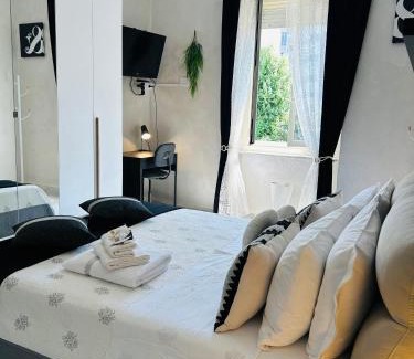 Vittoria Apartment | Loft NUOVO vicino al centro - OASI Relax