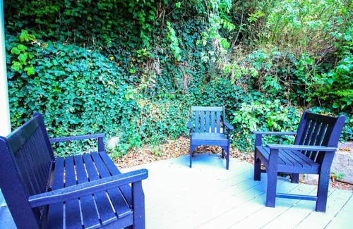 Gloucester Apartment | Loft on Main - DWTN, Beach, PVT Deck, Coffee Bar
