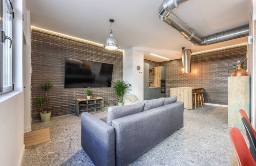 Villaverde Apartment | loft reformado de diseño de alquiler temporal