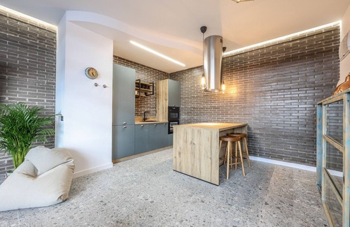 Villaverde Apartment | loft reformado de diseño de alquiler temporal