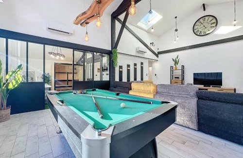 Montlucon Apartment | LOFT SPA SAUNA 10 personnes Centre ville