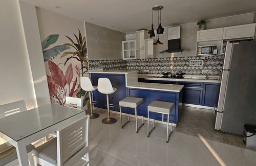 Nerul Bed & Breakfast | Loft Style Duplex w Forest View - The Open House
