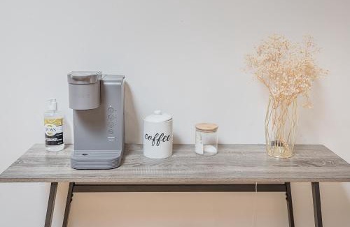 Plateau Mont Royal Apartment | Loft The White Pearl Plateau-Mont-Royal 3 Beds