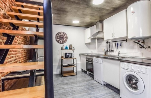 Cuatro Caminos Apartment | LOFTS BUSINESS BERNABÉU 2 DE ALQUILER TEMPORAL