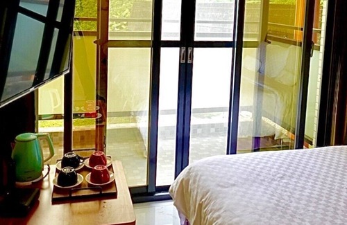 Fuxing District Bed & Breakfast | LofuSky B&B