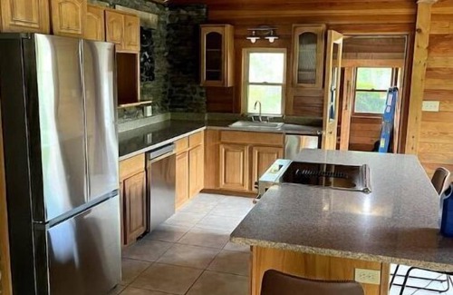 Parksville Cabin | Log Cabin on 120 Acres & Spring-Fed Pondn
