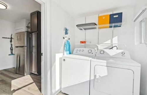 Frederick House | Logan's House - convenient, clean, comfortable & safe. Free EV charger onsite!