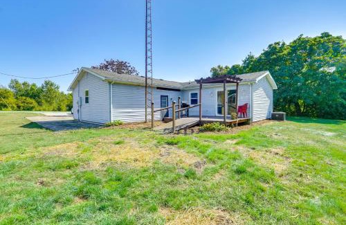 Logansport House | Logansport Home with Deck 4 Mi to Downtown!