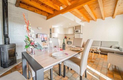 Le Malzieu-Ville House | Logement 4/6 pers. au Pigeonnier