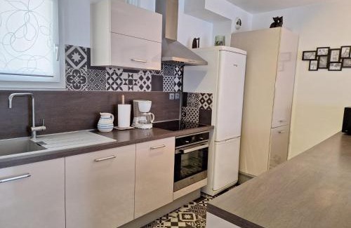 Villenave-d'Ornon Apartment | Logement agréable proche Bordeaux