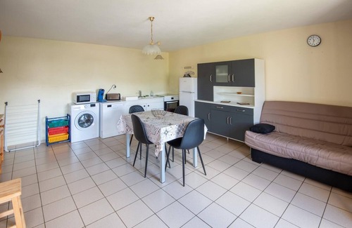 Grandvals House | Logement Ancien Presbytère de Grandvals