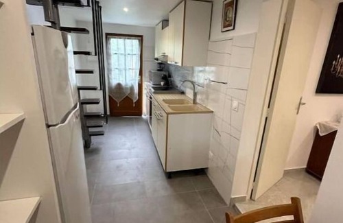 Buchelay Apartment | Logement Entier : T2 Avec Jardin, Parking Privé