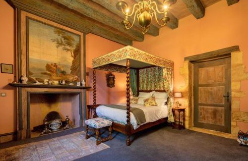 Saint-Crepin-et-Carlucet Apartment | Logement d'exception dans le Château de Lacypierre