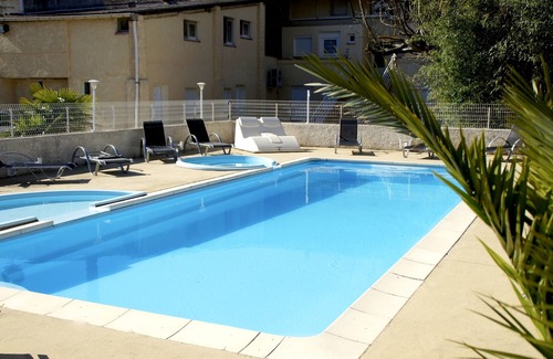 Saint-Martin-d'Ardeche Hotel | Logis Hotel Bellevue