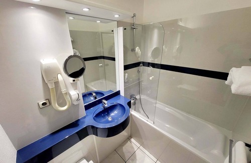Marmande Hotel | LOGIS Le Capricorne