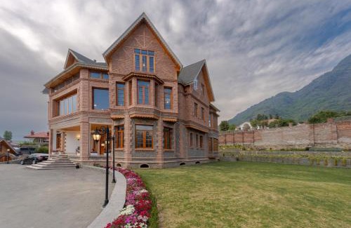 Srinagar House | Lohono Stays Villa Noor