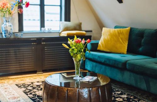 Centrum House | Løk Historics luxury art-inspired loft in historic city centre!
