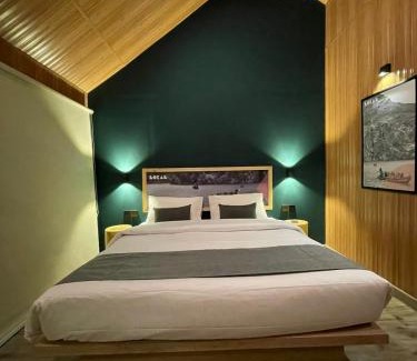 Karimabad Hotel | LOKAL Rooms x Hunza (5 Peaks)