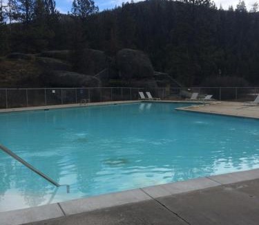 Lolo Resort | Lolo Hot Springs